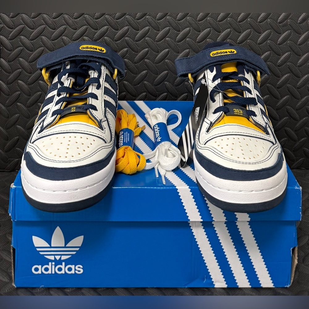 Adidas Originals Forum 84 Low IF7987 Detroit 313 Sneakers Mens Size 9.5 - Picture 2 of 7